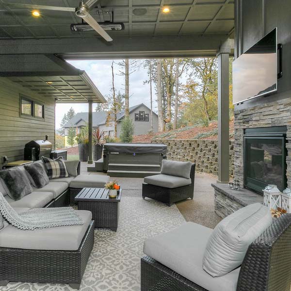 Outside Living Area in Family Retreat by Mike Riddle Construction